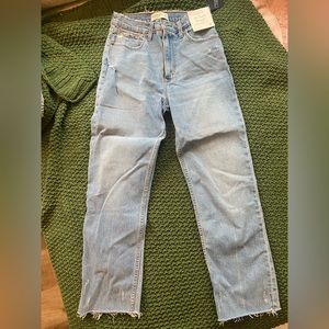 Abercrombie jeans Size 6 NWT